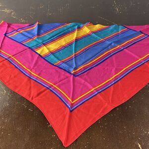 Liz Claiborne Scarf 48x20 Two Sided Triangular